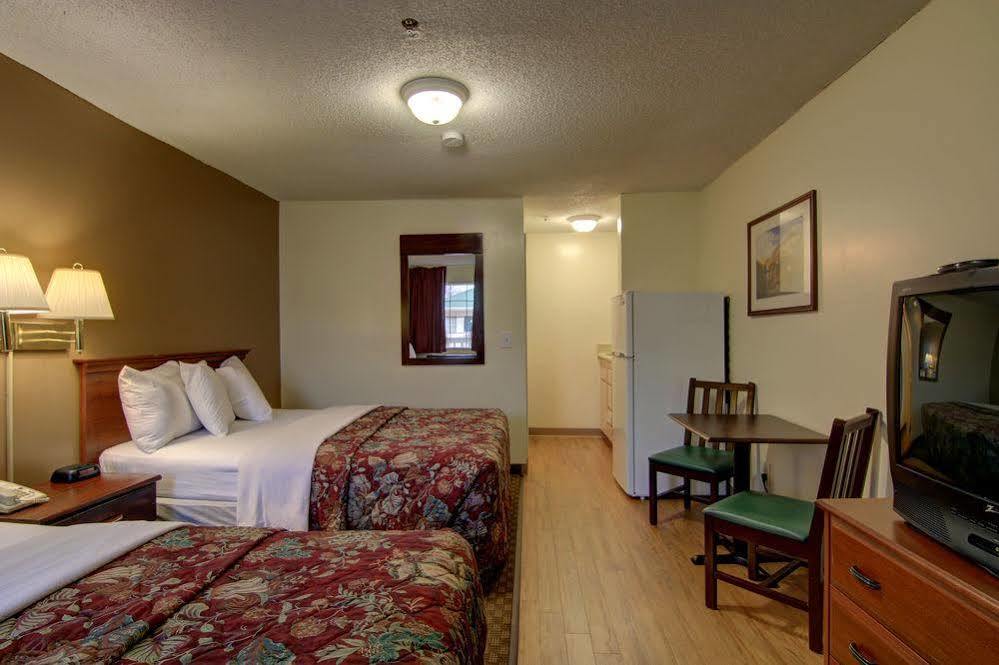 Intown Suites Extended Stay Select Atlanta Ga - Морроу Экстерьер фото